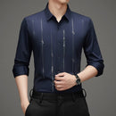 [Leve 5, Pague Só 3] Camisa Social Marquessio Masculina de Manga Longa em Seda Mulberry, Tencel e Poliéster + Relógio, Carteira e Cinto Grátis